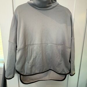 NORTHFACE CAPE STYLE TURTLE NECK FLEECE SZ